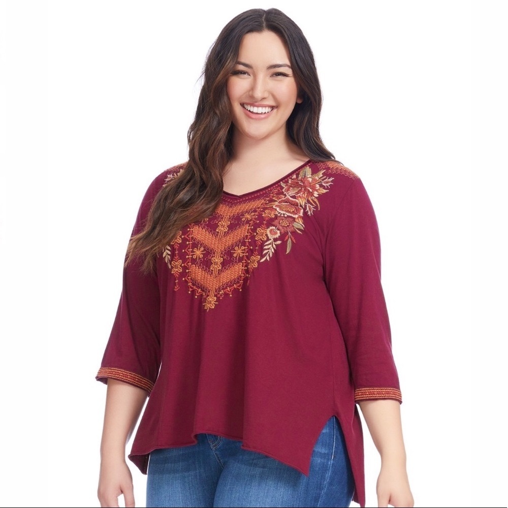 Johnny Was | Merlot Embroidered Sharkbite Tunic